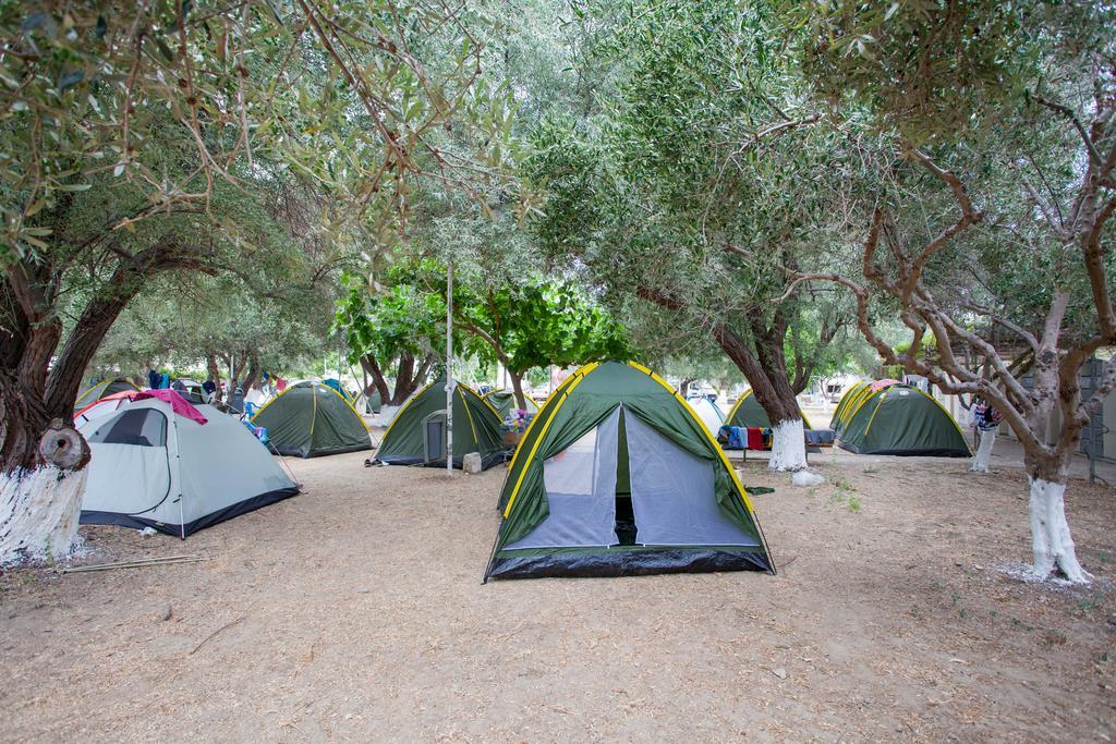 Camping Koula Parikia  Bilik gambar